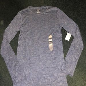 NWT -GAP- long sleeve t-shirt